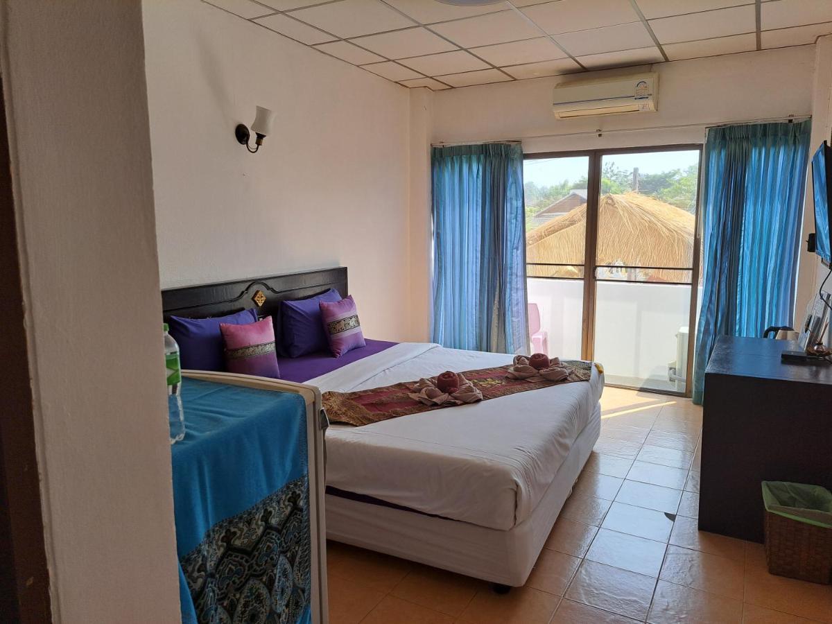 Palada Guest House Hua Hin Exterior photo